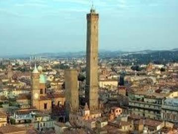 Palazzo in vendita a Bologna