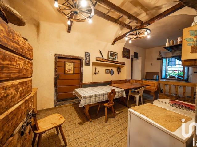 Palazzo in vendita a Borgo Chiese