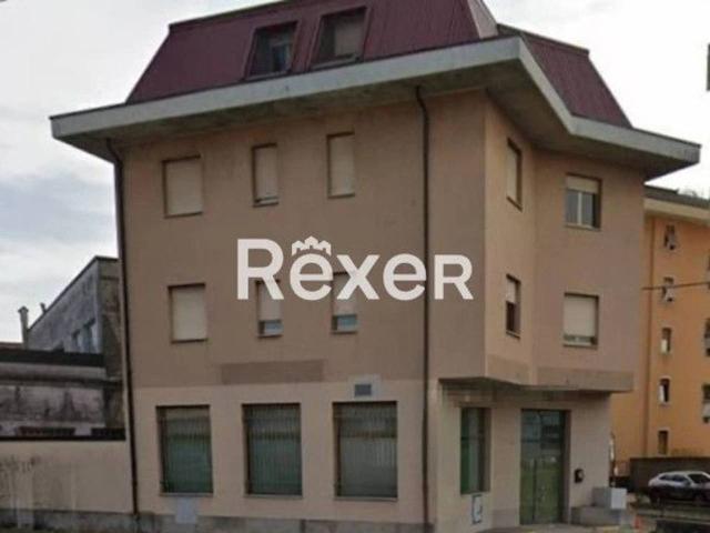 Palazzo in vendita a Busto Arsizio
