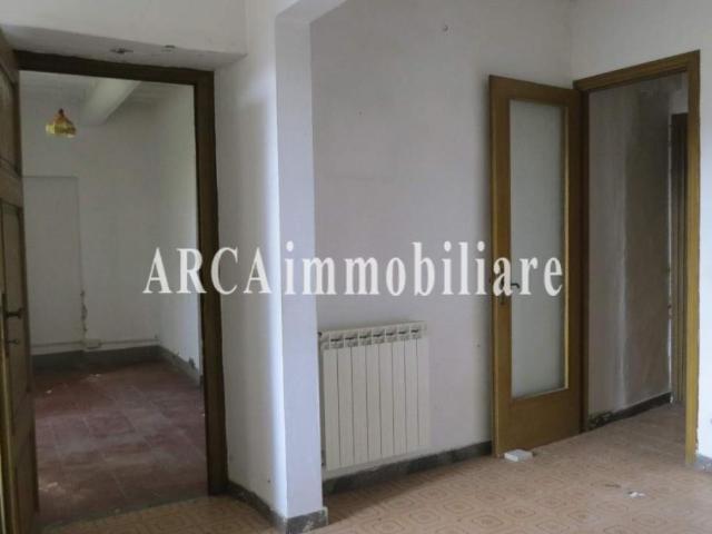 Palazzo in vendita a Camaiore