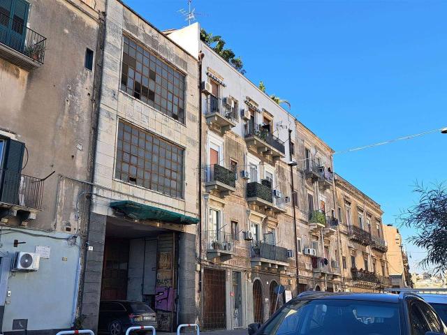 Palazzo in vendita a Catania