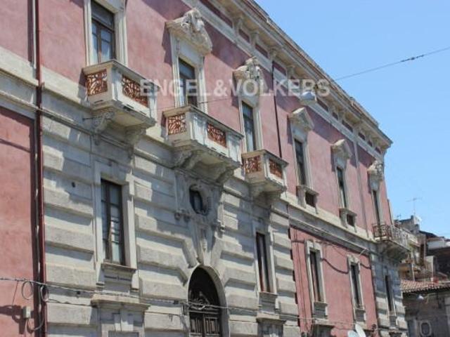Palazzo in vendita a Catania