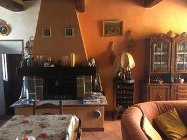 Palazzo in vendita a Colle Di Val D'Elsa