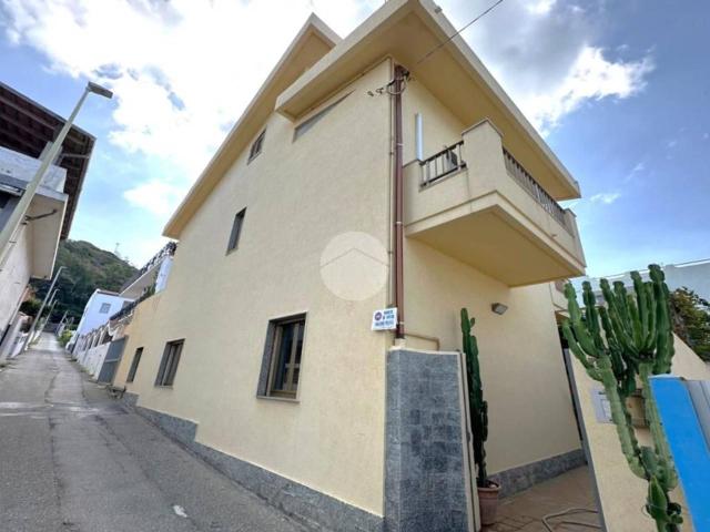 Palazzo in vendita a Messina
