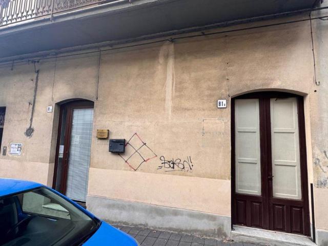 Palazzo in vendita a Nicolosi