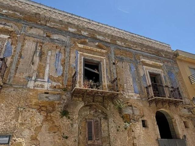 Palazzo in vendita a Partanna