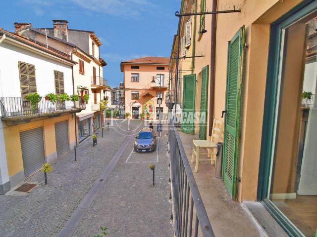Palazzo in vendita a Rivarolo Canavese