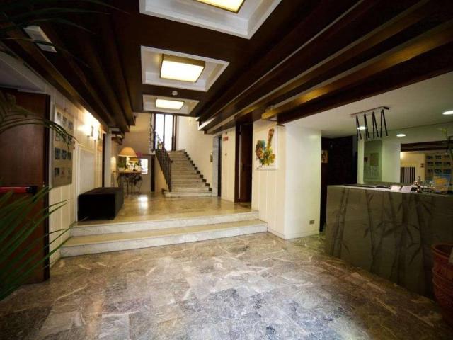 Palazzo in vendita a Roma
