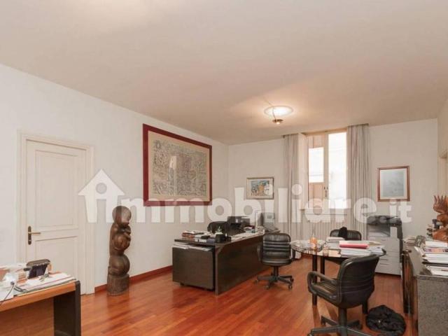 Palazzo in vendita a Roma