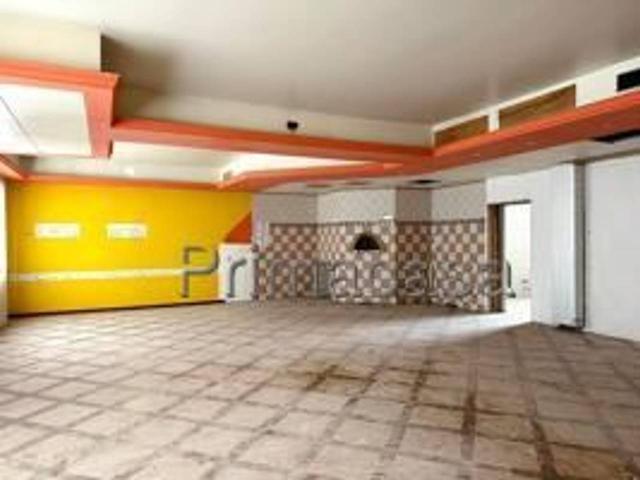 Palazzo in vendita a Roveredo Di Gua'
