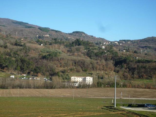 PALAZZO in VENDITA a SUBBIANO di 45 vani