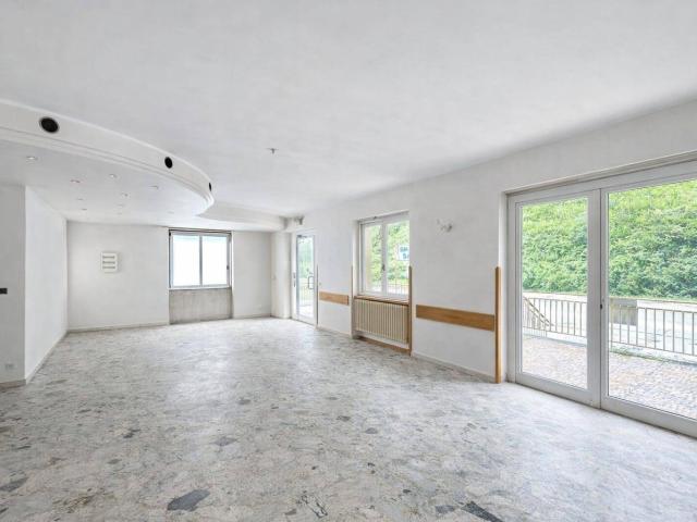 Palazzo intero stabile in vendita a Ardesio