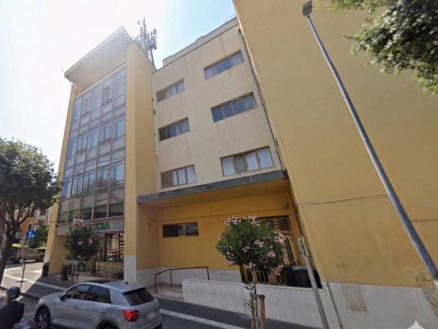 Palazzo / Stabile in affitto a Messina ME