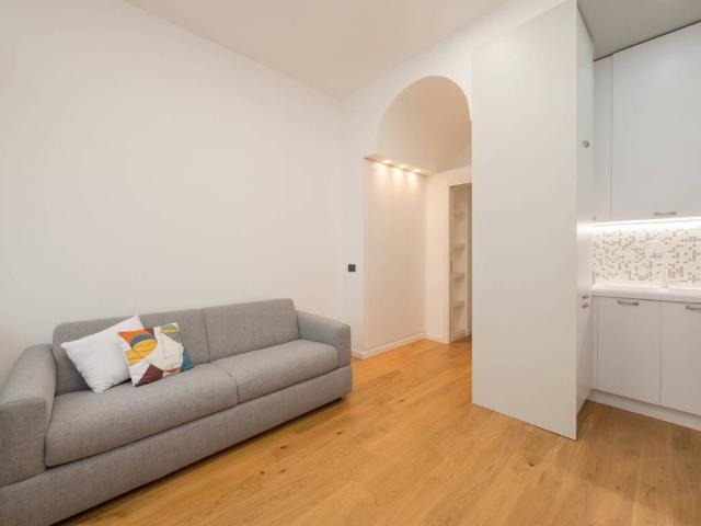 Palazzo / Stabile in affitto a Milano MI