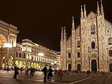 Palazzo / Stabile in affitto a Milano MI