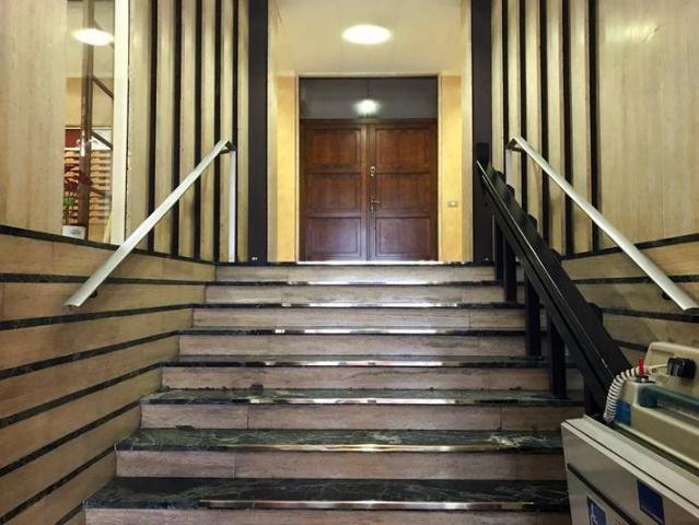 Palazzo / Stabile in affitto a Milano MI
