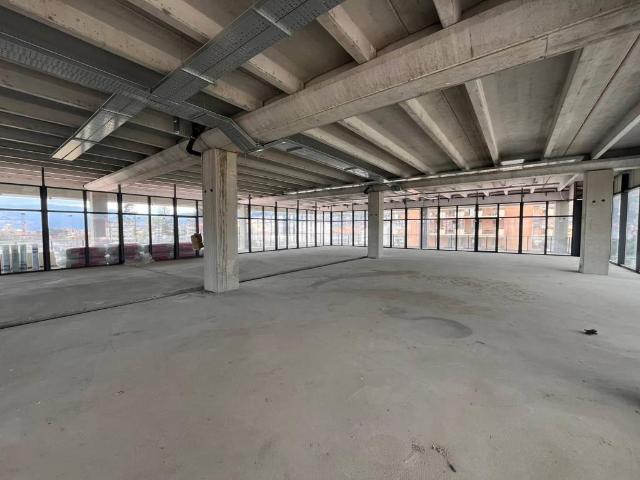 Palazzo / Stabile in affitto a Avezzano AQ