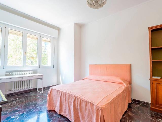 Palazzo / Stabile in affitto a Bologna BO