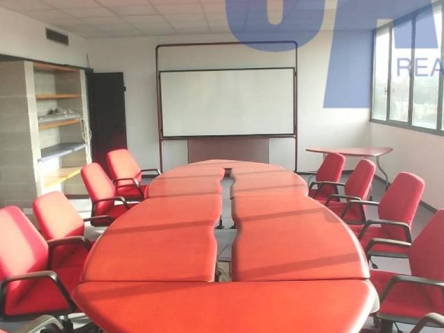 Palazzo / Stabile in affitto a Brugherio MB