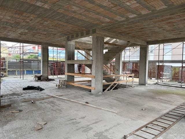 Palazzo / Stabile in affitto a Casandrino NA