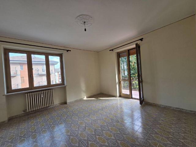 Palazzo / Stabile in affitto a Cavour TO
