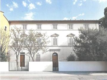 Palazzo / Stabile in affitto a Empoli FI