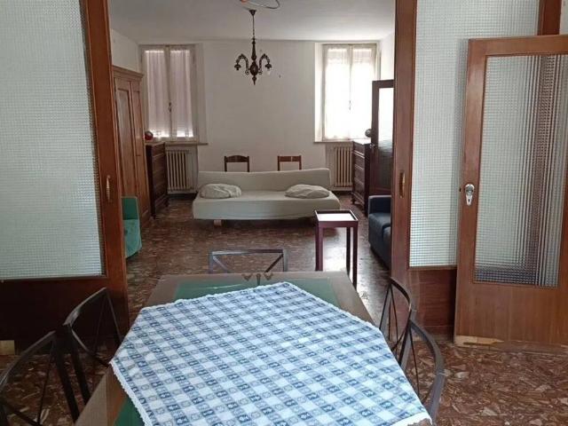Palazzo / Stabile in affitto a Ferrara FE