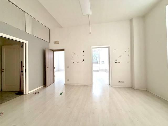 Palazzo / Stabile in affitto a Firenze FI