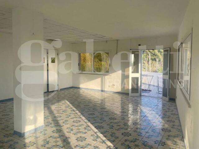 Palazzo / Stabile in affitto a Gaeta LT