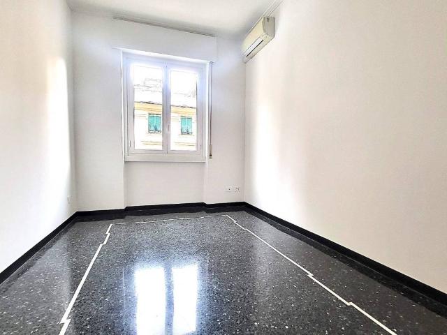 Palazzo / Stabile in affitto a Genova GE