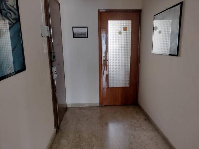 Palazzo / Stabile in affitto a Lentini SR