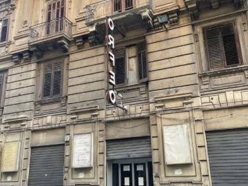 Palazzo / Stabile in affitto a Palermo PA