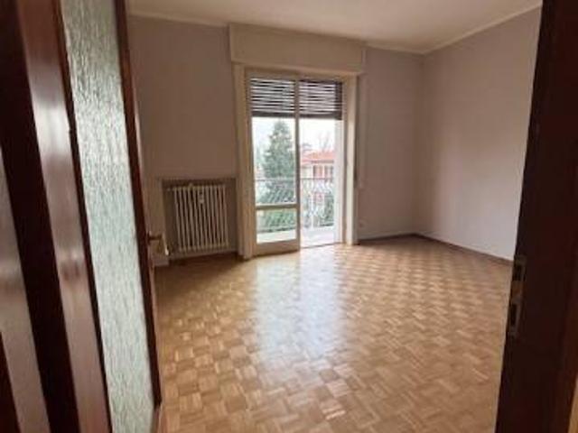 Palazzo / Stabile in affitto a Parma PR