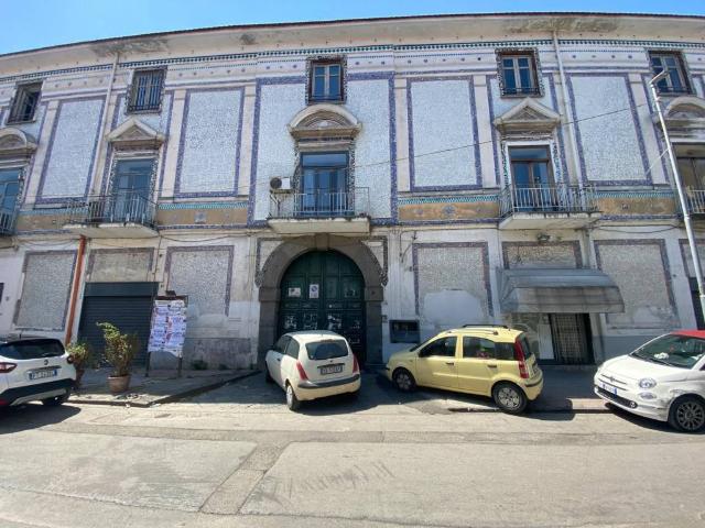 Palazzo / Stabile in affitto a Poggiomarino NA