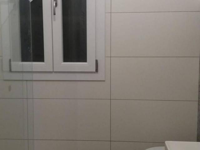 Palazzo / Stabile in affitto a Reggio Emilia RE