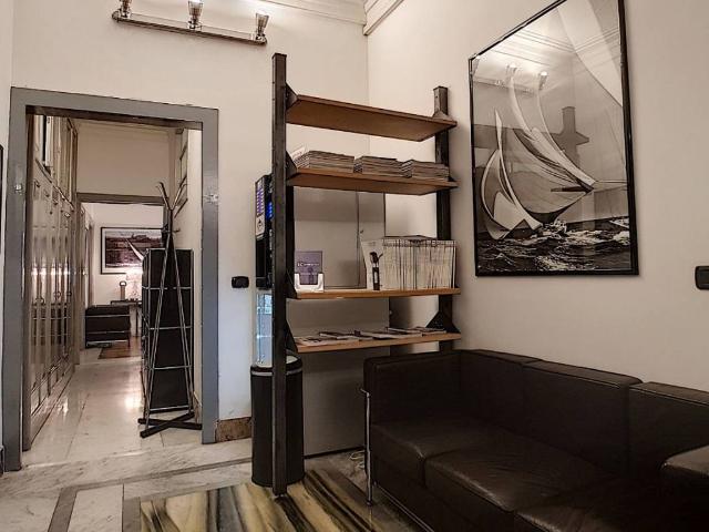 Palazzo / Stabile in affitto a Roma RM