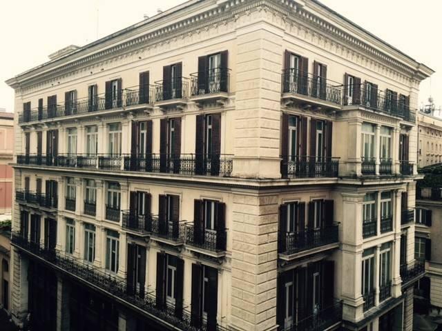 Palazzo / Stabile in affitto a Roma RM