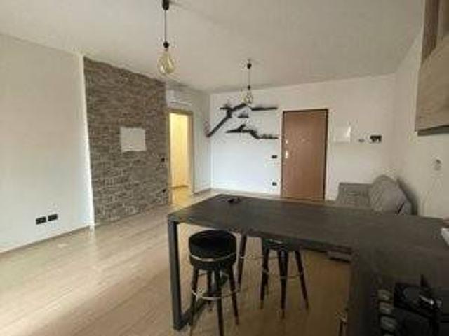Palazzo / Stabile in affitto a Roma RM
