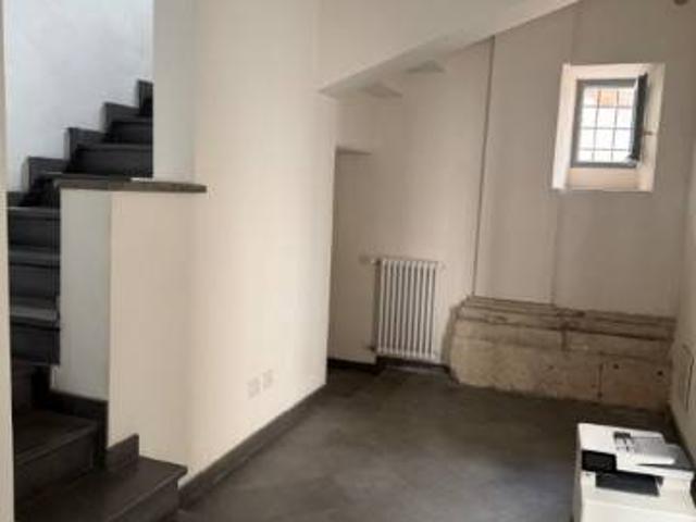 Palazzo / Stabile in affitto a Roma RM