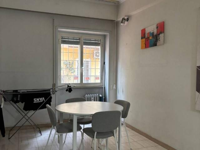 Palazzo / Stabile in affitto a Roma RM