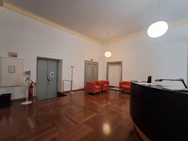 Palazzo / Stabile in affitto a Roma RM