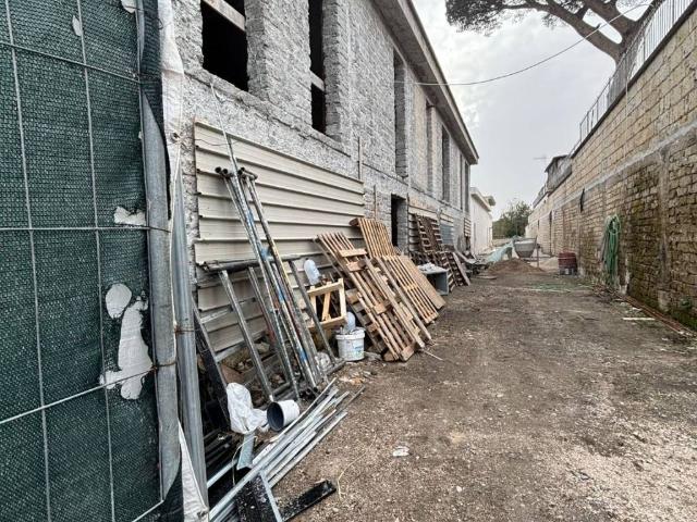 Palazzo / Stabile in affitto a San Giorgio a Cremano NA