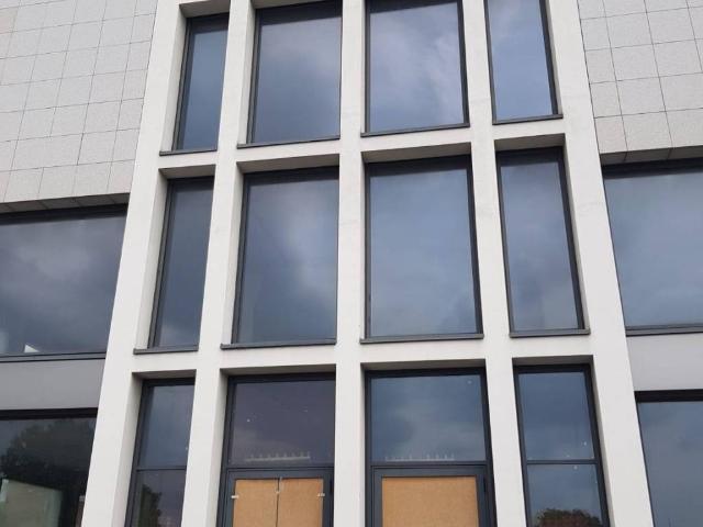 Palazzo / Stabile in affitto a Seregno MB