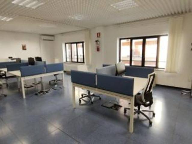 Palazzo / Stabile in affitto a Taranto TA