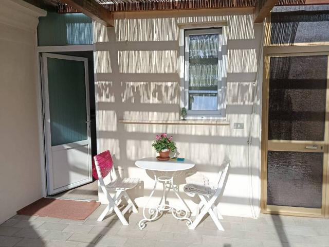 Palazzo / Stabile in affitto a Tortona AL