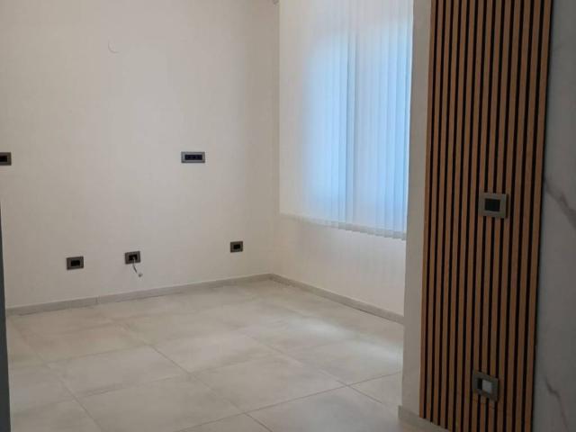 Palazzo / Stabile in affitto a Villafranca in Lunigiana MS