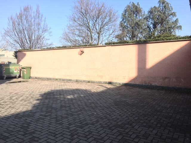 Palazzo / Stabile in vendita a Muggiò MB