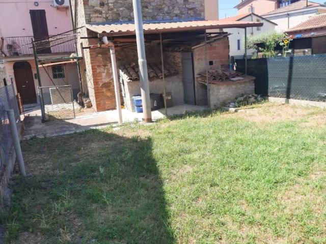 Palazzo / Stabile in vendita a Magione PG