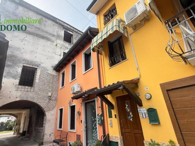 Palazzo / Stabile in vendita a Malo VI