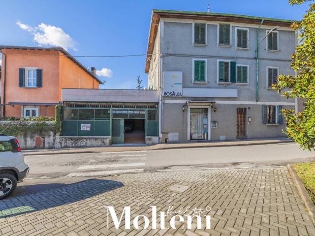 Palazzo / Stabile in vendita a Mandello del Lario LC